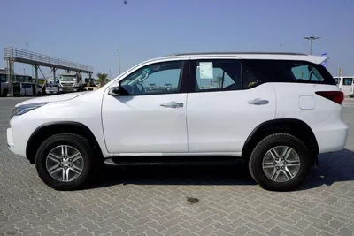 Toyota Fortuner GXR 4.0L (278 HP)-3