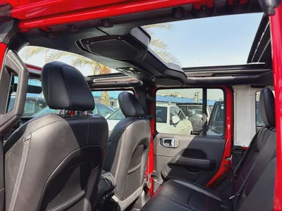 2021. Wrangler 4xe. Panoramic roof.-11