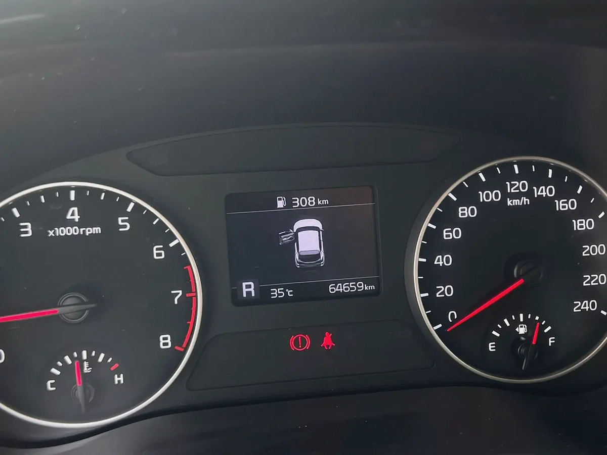 2023 Kia Seltos | V4, 1.6L | GCC | Seats | Ref#998-6-6