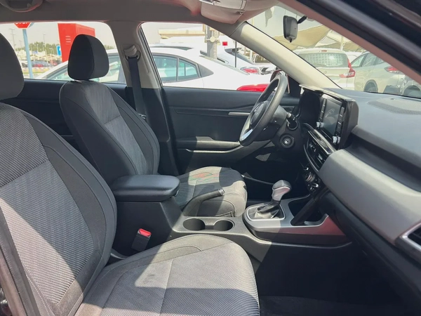 2023 Kia Seltos | V4, 1.6L | GCC | Seats | Ref#998