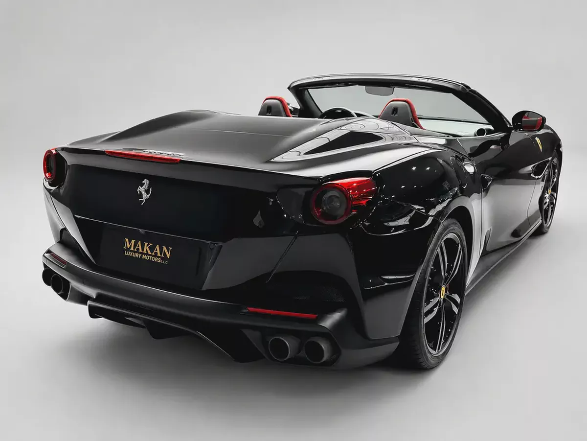 Ferrari Portofino 2019 GCC Specs Standard Trim - Pristine Condition-3-3