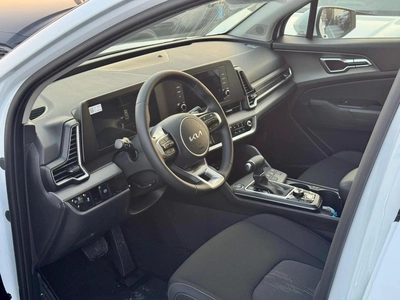 Kia Sportage LX 2.0L Petrol FWD 2025 Export Price @ 87,500 AED-2