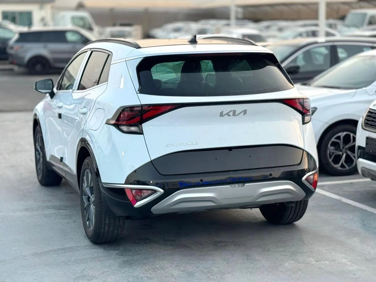 Kia Sportage LX 2.0L Petrol FWD 2025 Export Price @ 87,500 AED-6-6