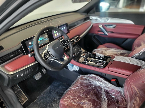 JETOUR X70 PLUS 1.6L 2WD 2025