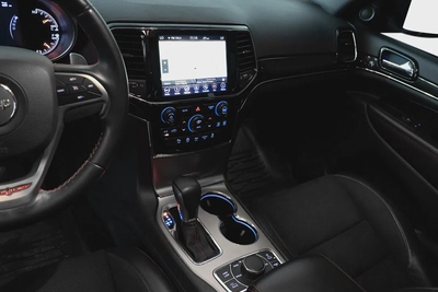1,744 AED / 60 months | 0% DP | 2019 Jeep Grand Cherokee Trailhawk-8