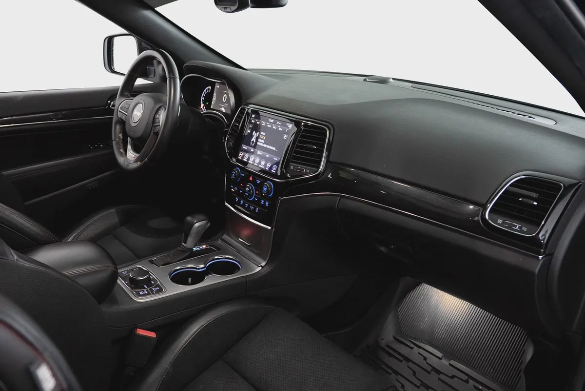 1,744 AED / 60 months | 0% DP | 2019 Jeep Grand Cherokee Trailhawk-10-10