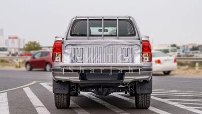 Toyota Hilux GL TOYOTA HILUX DC 2.4L Diesel MT 4X4 P.WINDOW 2025-7