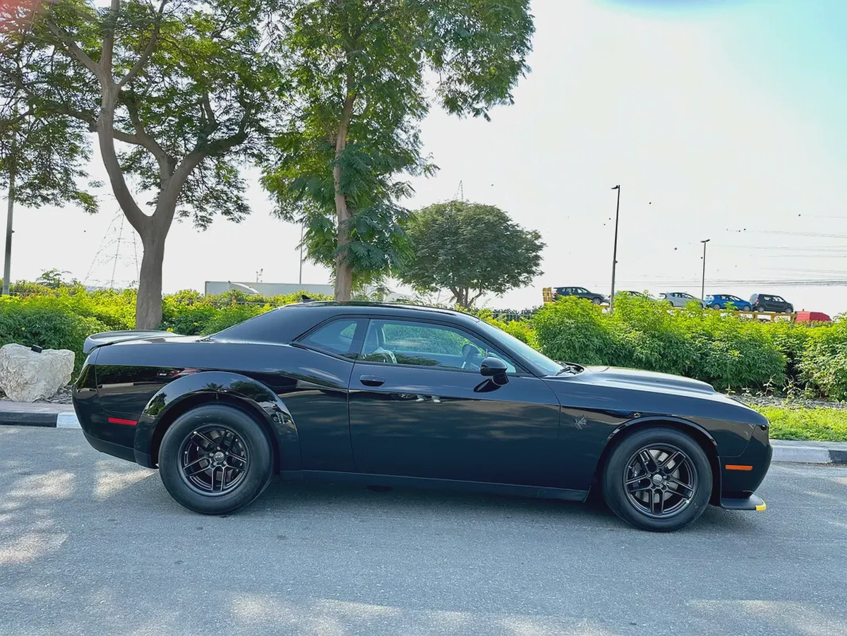 Dodge challenger DEMON 170 (2023 0km)-2-2