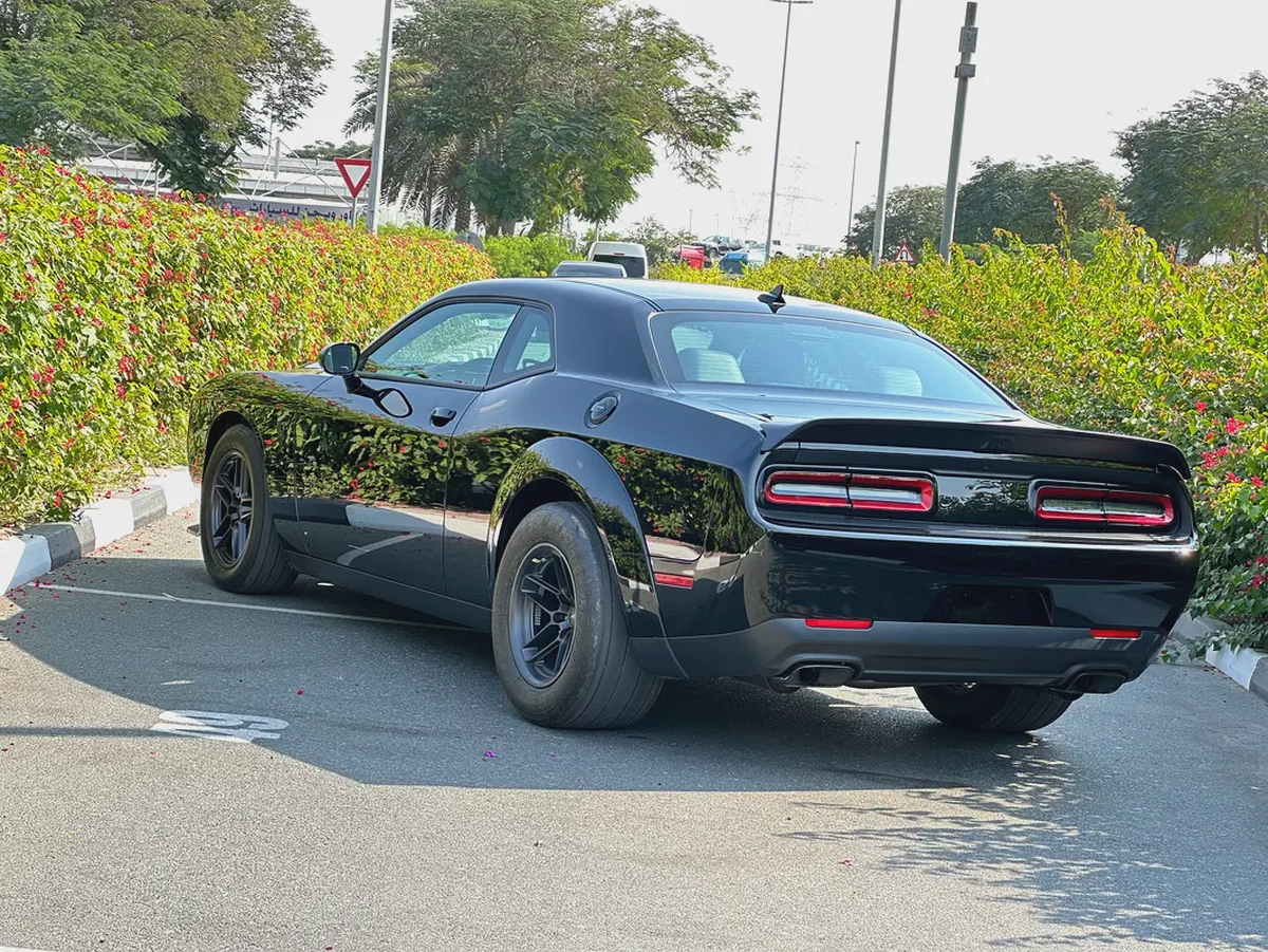 Dodge challenger DEMON 170 (2023 0km)-4-4