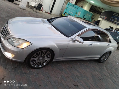 Mercedes-Benz S63 AMG Sedan-1