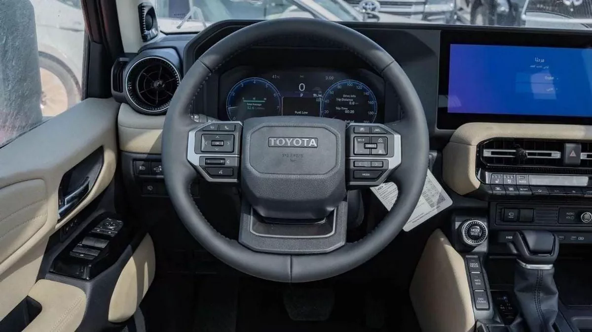 Toyota Prado VXR PRADO 2.4PETROL GCC 2025-6-0