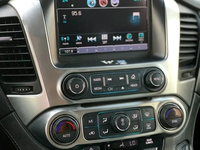 Chevrolet Suburban LT-2