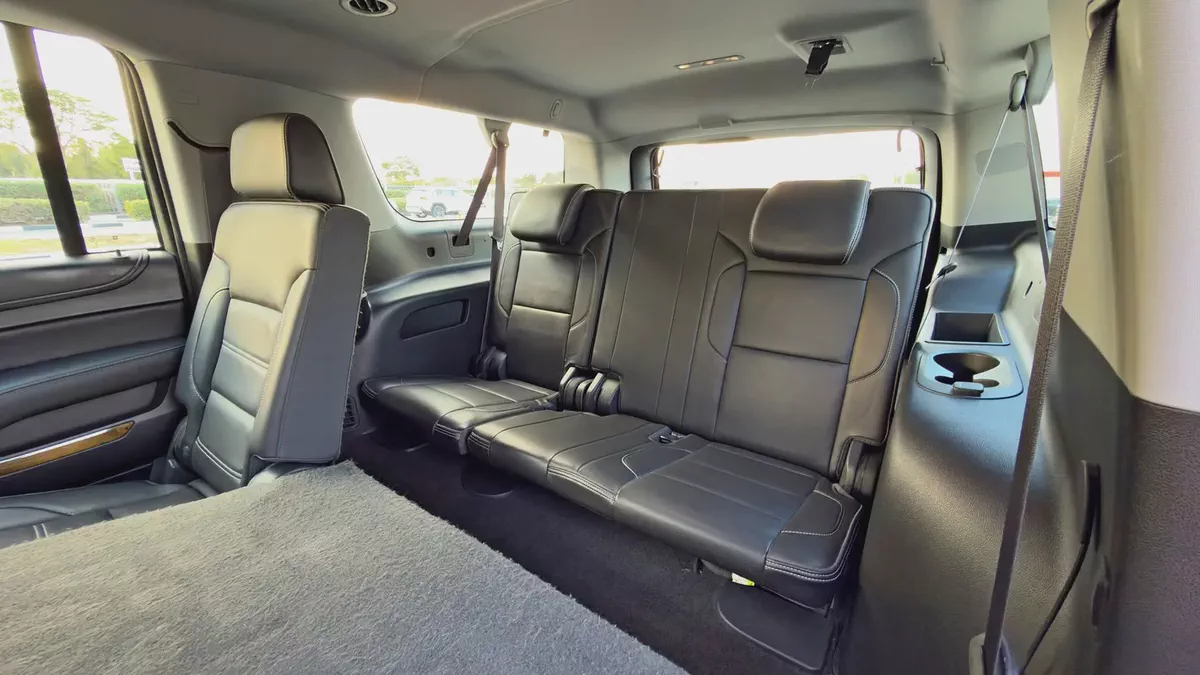 2017 GMC Yukon Denali XL, GCC Specifications (Rear Entertainment Package)-13-13