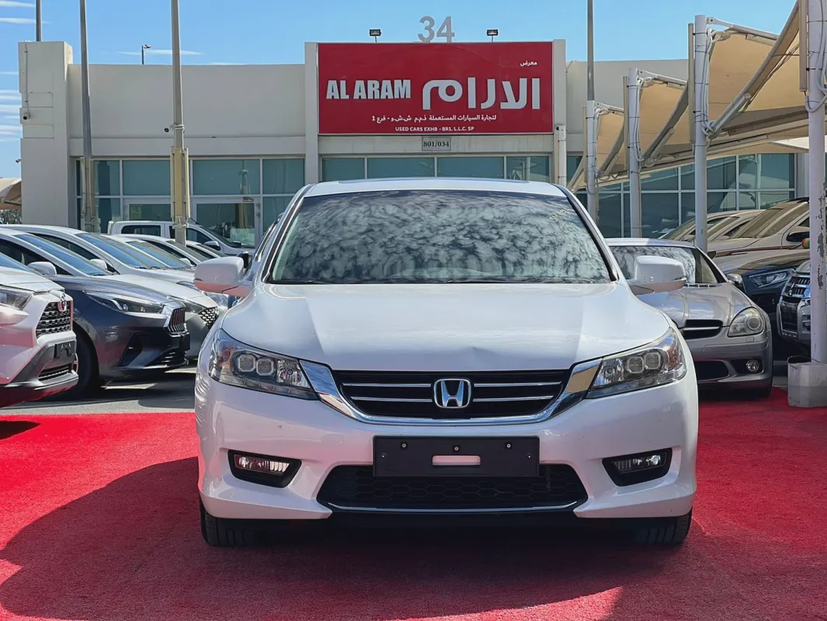 2015 | Honda Accord | I-VTEC | Full Option | V4 | Korean Specs | Ref#900-1-1