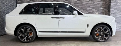 Rolls Royce Cullinan 2025 Rolls Royce Cullinan Black Badge-3