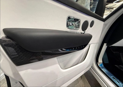 Rolls Royce Cullinan 2025 Rolls Royce Cullinan Black Badge-13