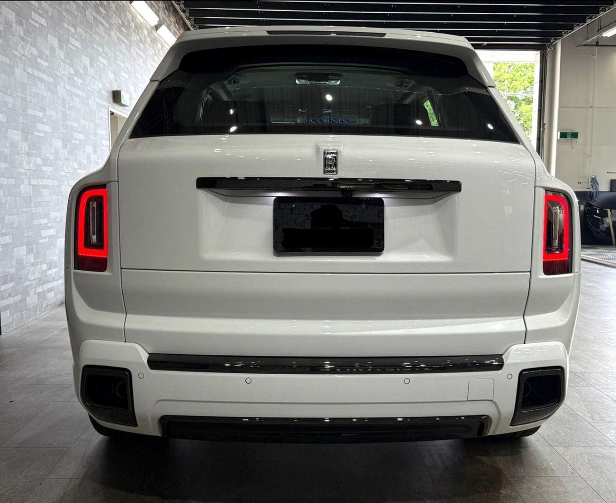 Rolls Royce Cullinan 2025 Rolls Royce Cullinan Black Badge-6-6