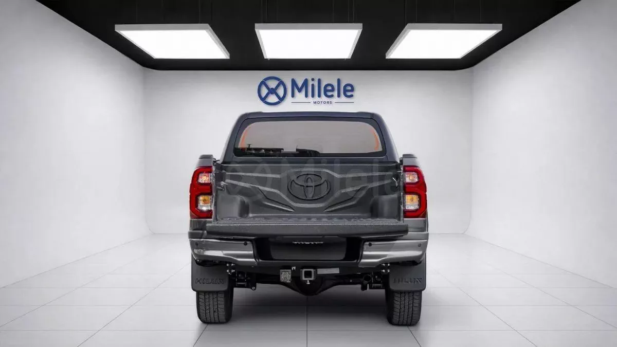 Toyota Hilux HILUX DC DIESEL 2.8M HEV AT 4WD | 2-YEAR WARRANTY + SERVICE AVAILABLE-13-13