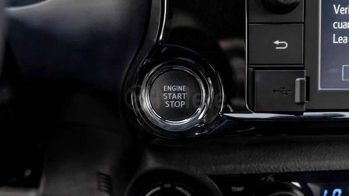 Toyota Hilux HILUX DC DIESEL 2.8M HEV AT 4WD | 2-YEAR WARRANTY + SERVICE AVAILABLE-6-6