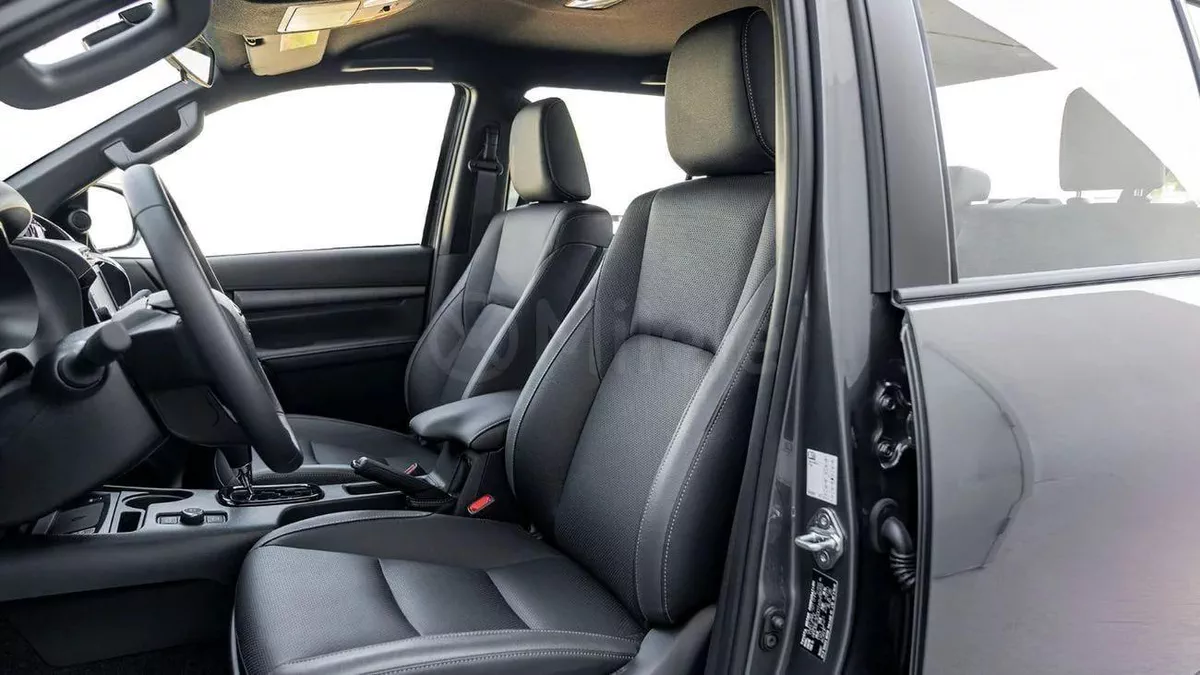 Toyota Hilux HILUX DC DIESEL 2.8M HEV AT 4WD | 2-YEAR WARRANTY + SERVICE AVAILABLE-16-16