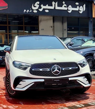 Mercedes Benz GLC200 PREMIUM PLUS Coupe Premium Plus 2025 5 Years Warranty GCC-8
