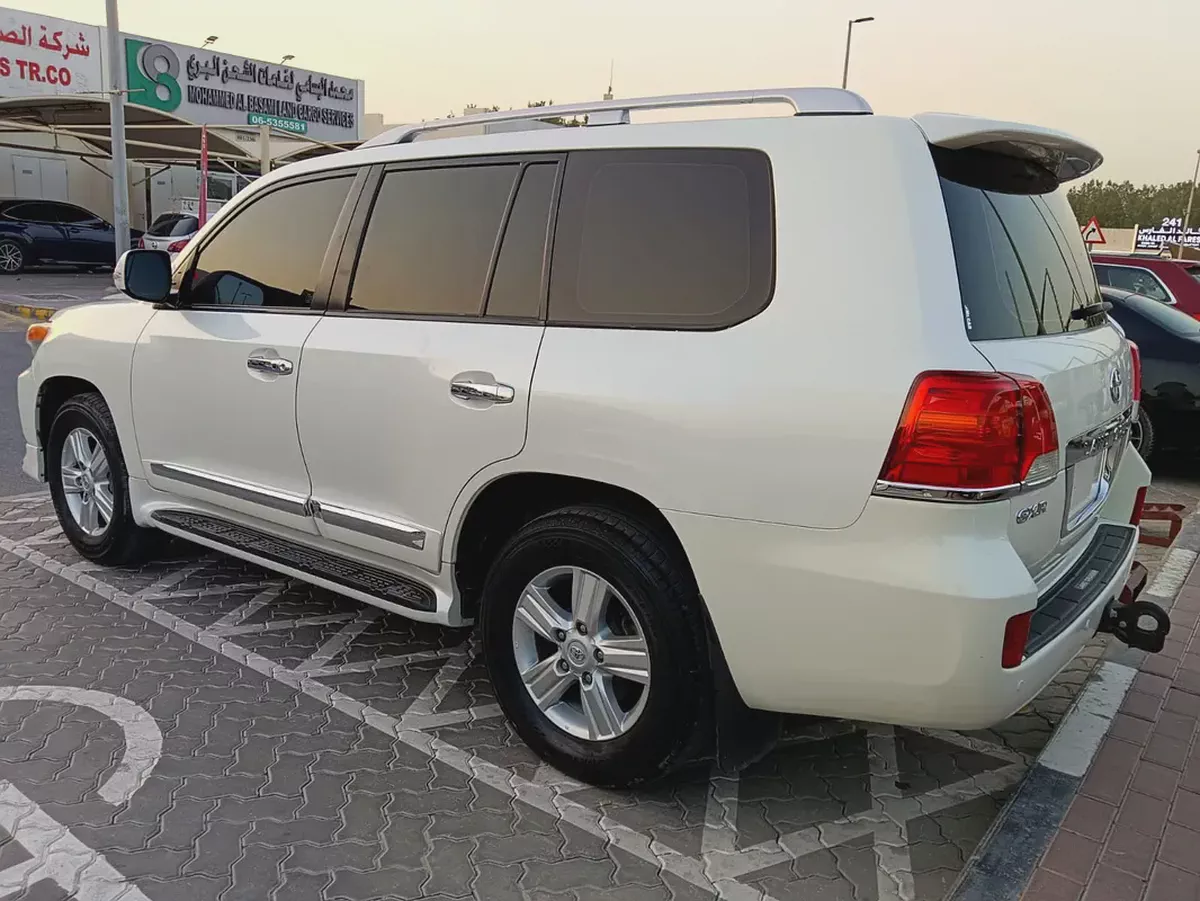 Toyota Land Cruiser GXR 2013 GCC Specs-4-4