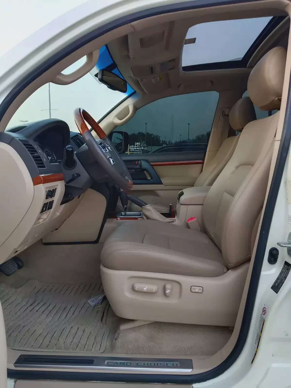Toyota Land Cruiser GXR 2013 GCC Specs-5-5
