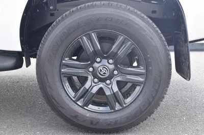 Toyota Hilux SGLX 2.7 Automatic Full Option 2025-18