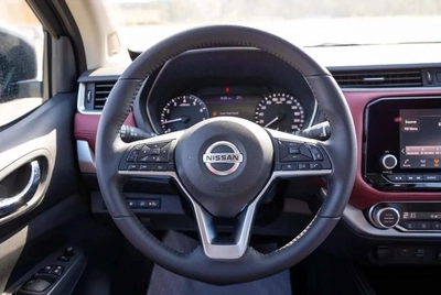 Nissan X Terra Platinum Petrol AT 2.5L 4WD-14