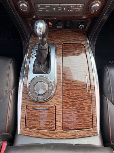 Nissan Armada PLATINUM (NON GCC) PLATINUM 5.6L full option-10
