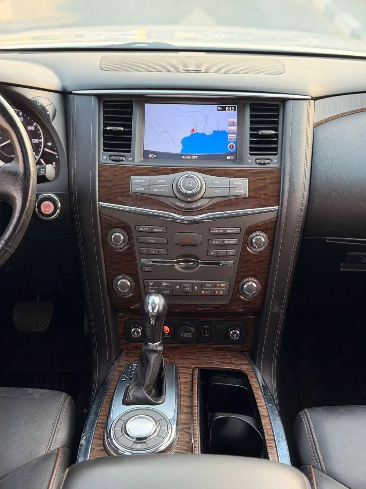 Nissan Armada PLATINUM (NON GCC) PLATINUM 5.6L full option-8-0