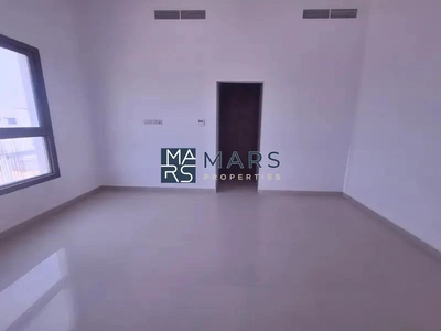Brand New 4-Bedroom Modern Villa for Rent in Hoshi | ✨ Stylish Living + Maid Room-10