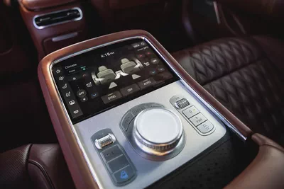 2023 Genesis G90 Royal LWB GCC Specs 3.5L V6 Low Mileage-15