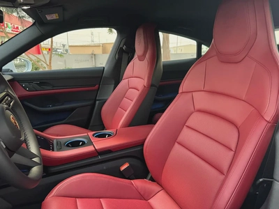 **2023**BRAND NEW GCC SPEC UNDER WARRANTY-5