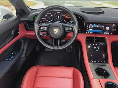 **2023**BRAND NEW GCC SPEC UNDER WARRANTY-6