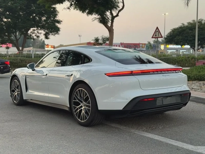 **2023**BRAND NEW GCC SPEC UNDER WARRANTY-18