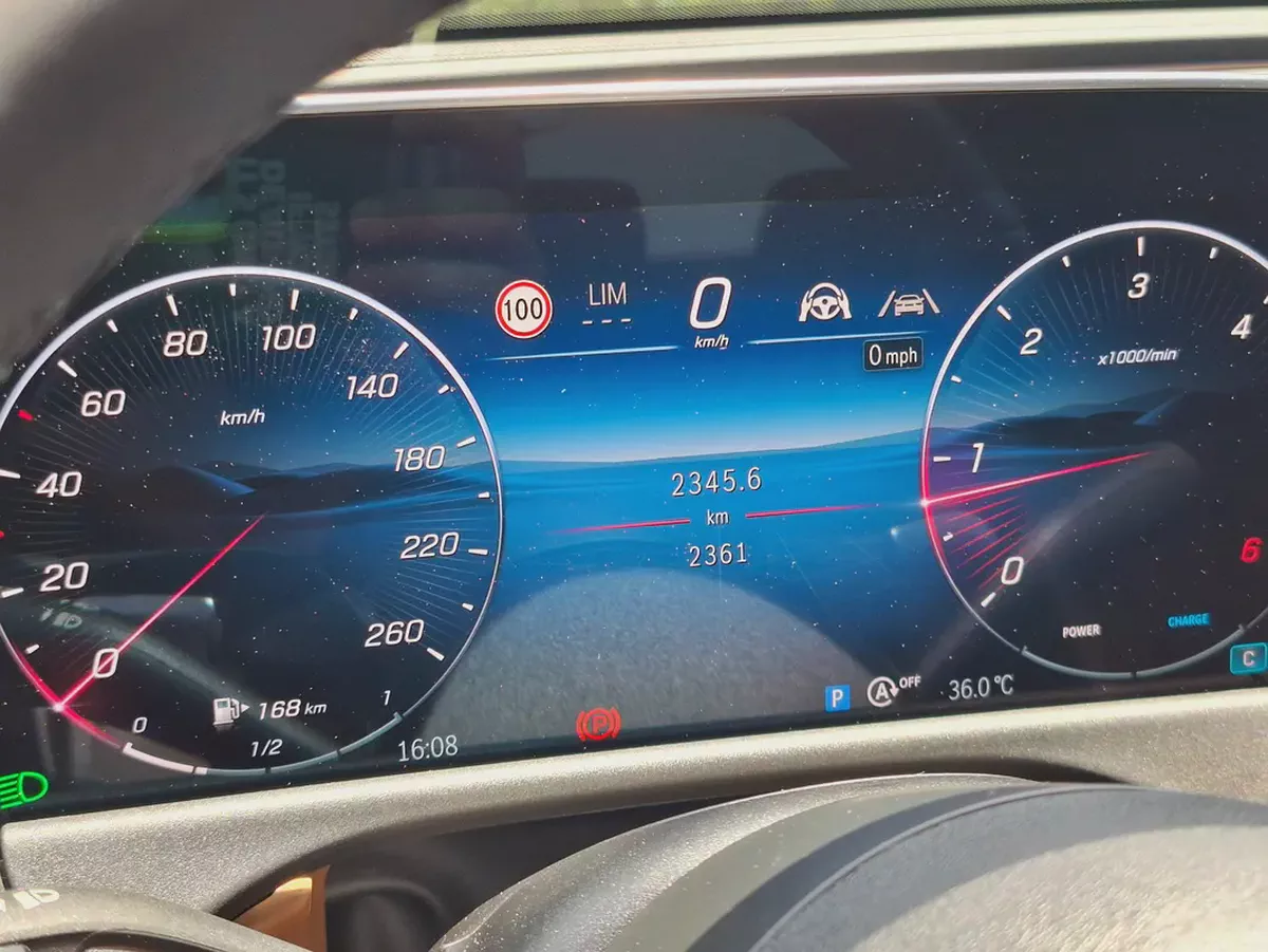 2025 Mercedes-Benz E-Class E 220d 4MATIC -Specs  Brand-17-17
