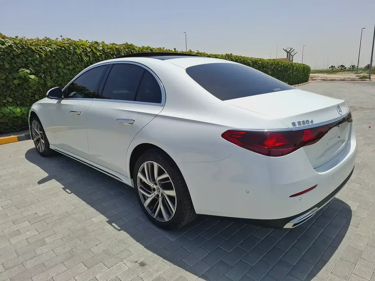 2025 Mercedes-Benz E-Class E 220d 4MATIC -Specs  Brand-5-5