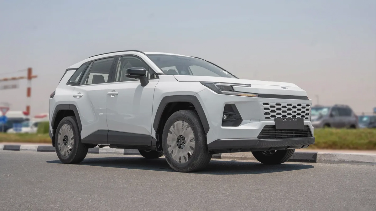 2026 Toyota Rav4 XLE 2.5L AT Hybrid (White-Beige)
