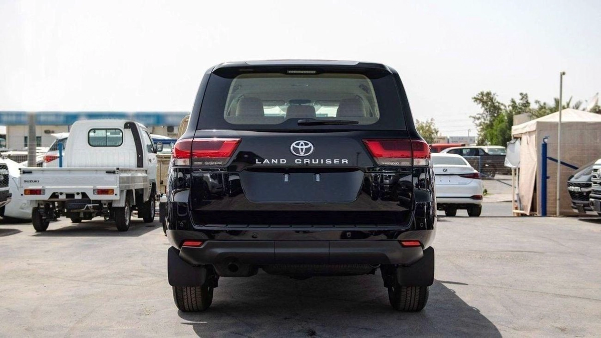 Toyota Land Cruiser LC300 GXR 3.3D AT MY2025 – BLACK-6-0