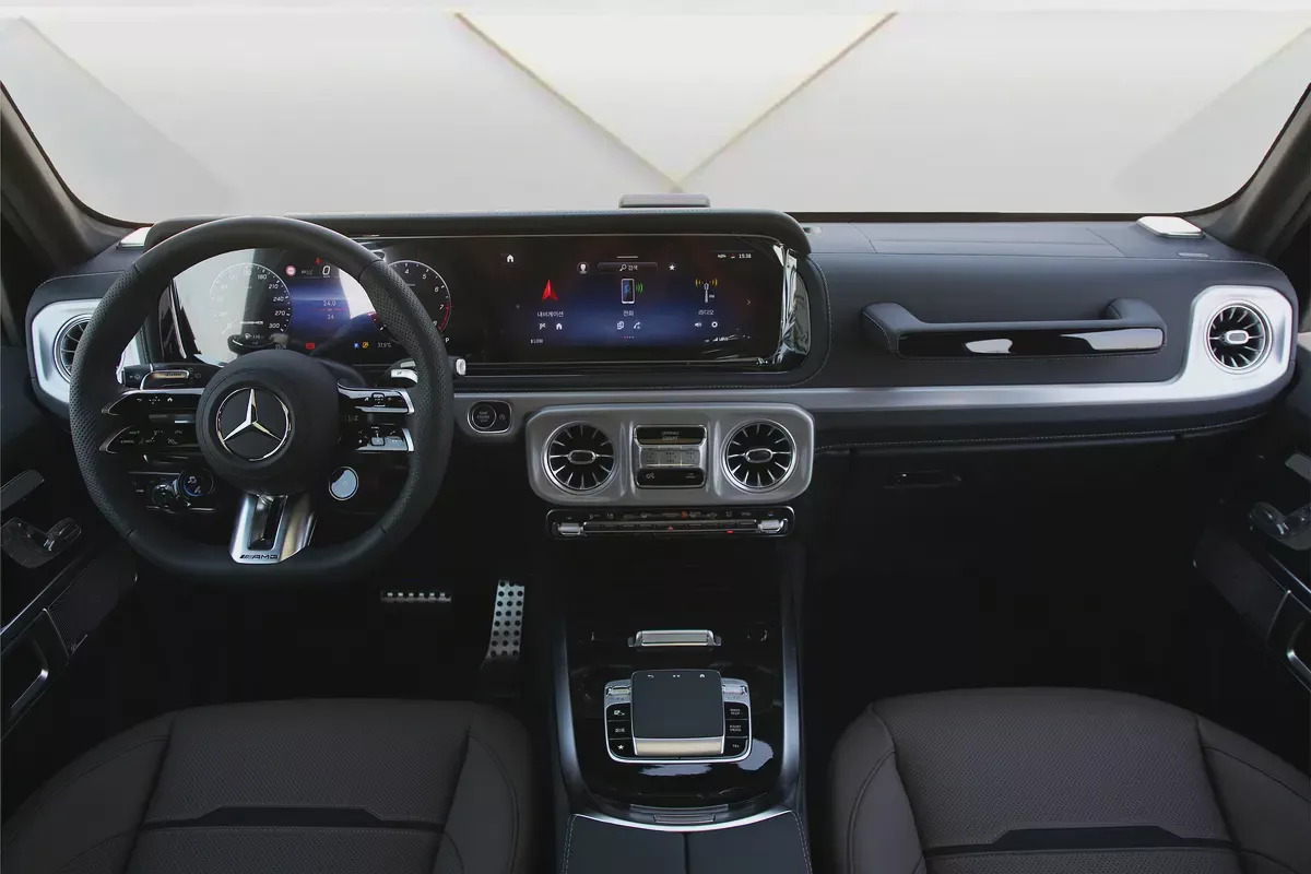 2026 MERCEDES BENZ G63 AMG - FULLY LOADED -BRAND NEW-10-10