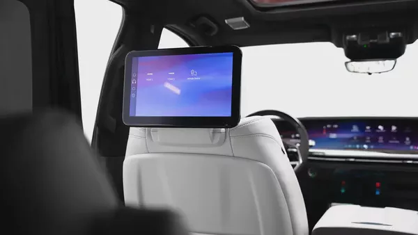 2025 CADILLAC ESCALADE 600 SPORT PLATINUM WITH WARRANTY AND SERVICE CONTRACT