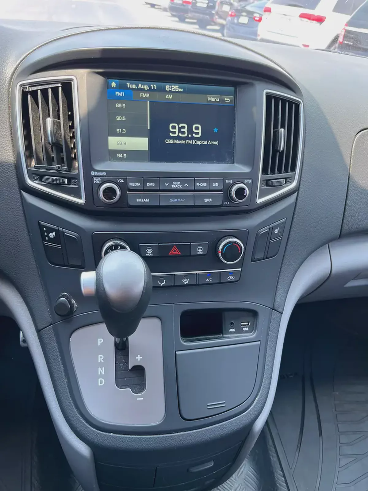Hyundai H1-11-11