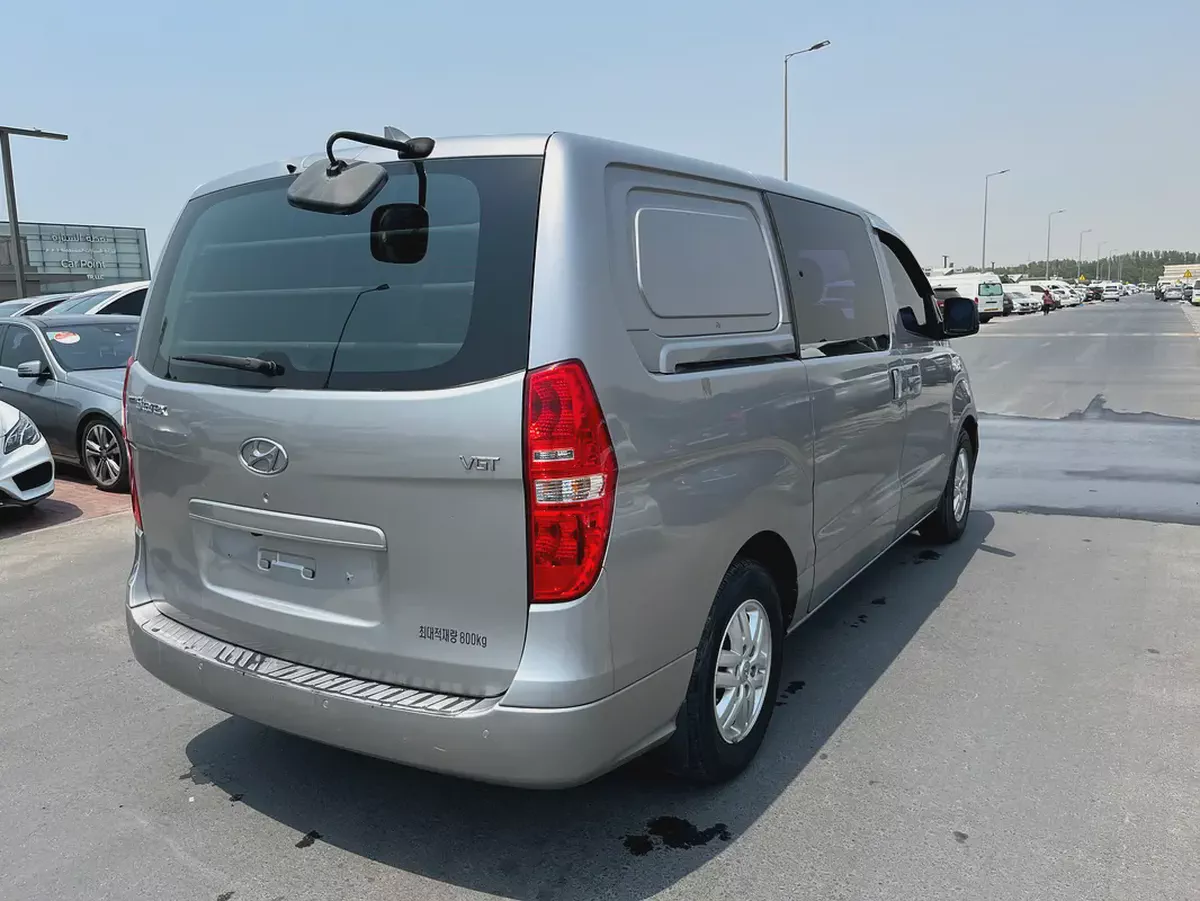 Hyundai H1-5-5