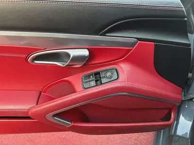 Porsche 718 Cayman 2018 | GCC Specs-9