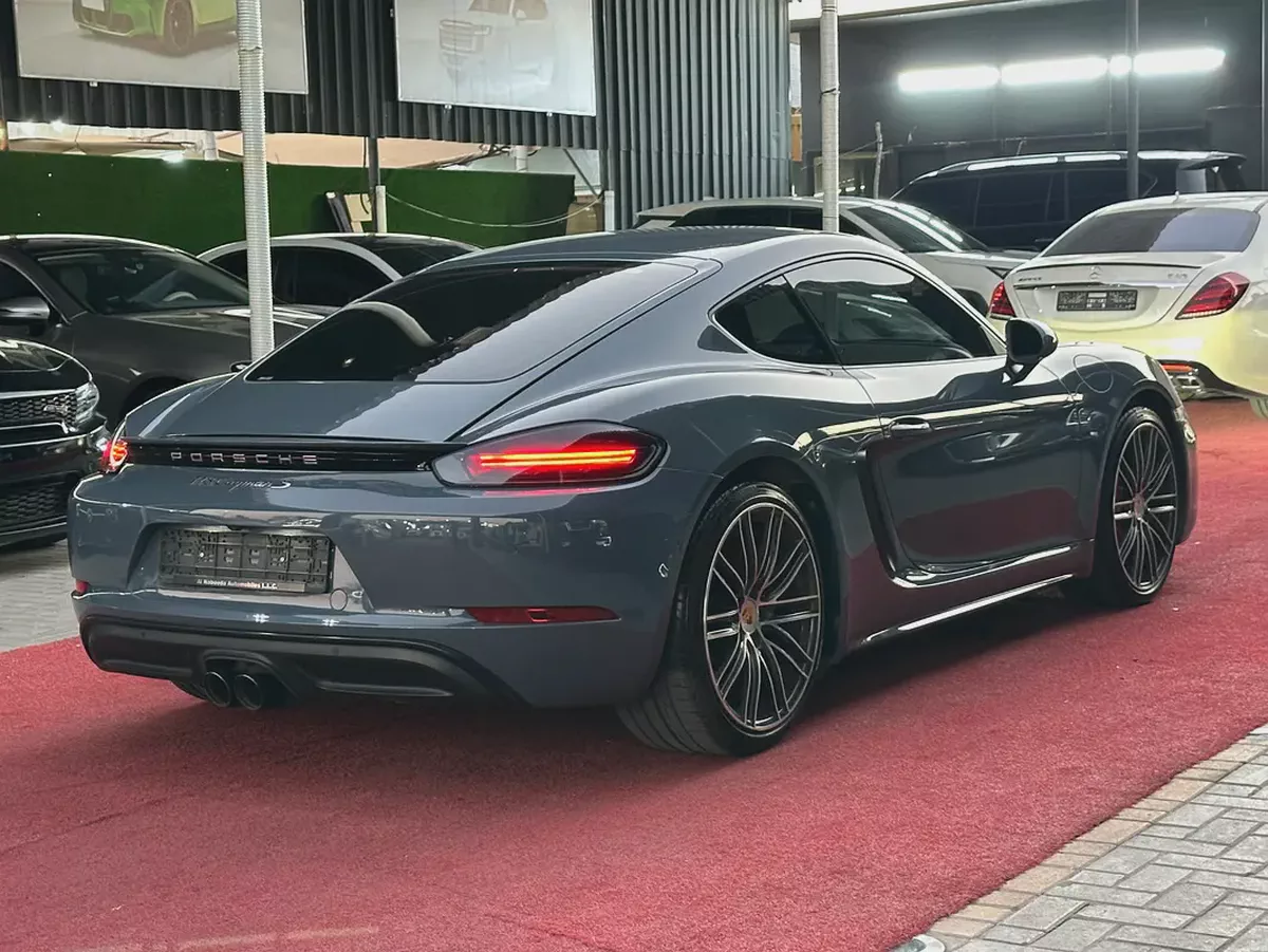 Porsche 718 Cayman 2018 | GCC Specs-17-17