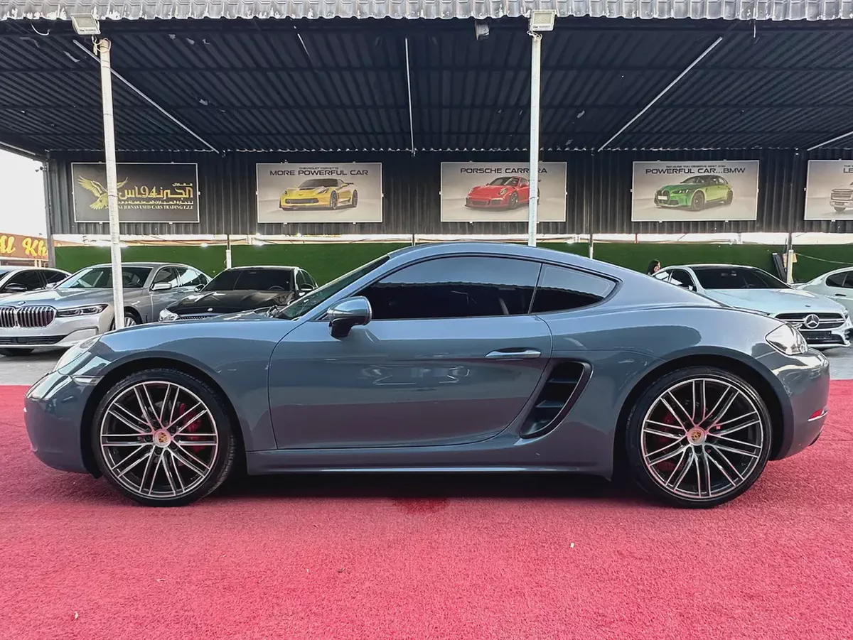 Porsche 718 Cayman 2018 | GCC Specs-3-3