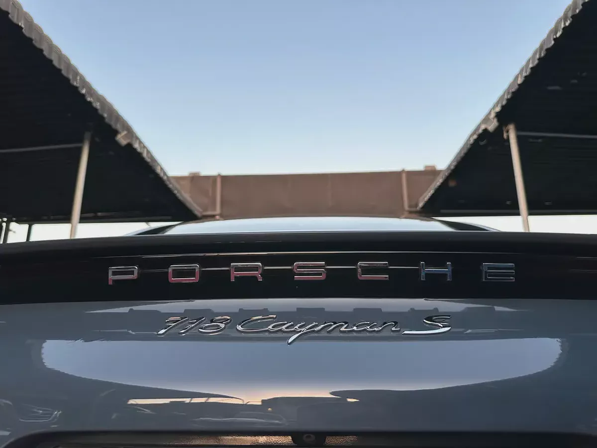 Porsche 718 Cayman 2018 | GCC Specs-8-8