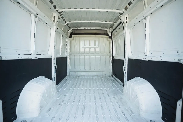 Peugeot Boxer Delivery Van | GCC Specs | Ref#P73191
