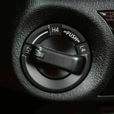 Toyota Hilux SGLX-13